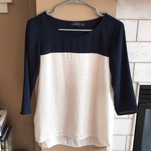 The Limited 3/4 length sleeve blouse.